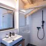 Lejlighed Chuenislodge3 Neu&stilvoll, 2balkone, Echtes Bijou Mit Top-aussicht *