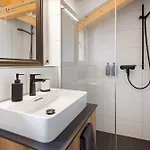 Chuenislodge3 Neu&stilvoll, 2balkone, Echtes Bijou Mit Top-aussicht *