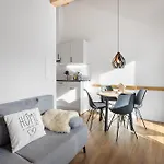 Chuenislodge3 Neu&stilvoll, 2balkone, Echtes Bijou Mit Top-aussicht