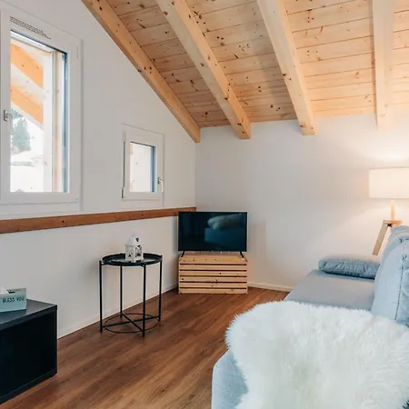 Chuenislodge3 Neu&stilvoll, 2balkone, Echtes Bijou Mit Top-aussicht