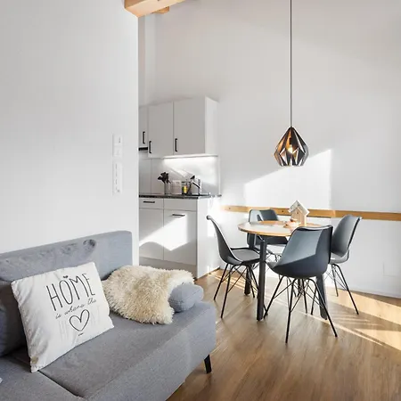 Chuenislodge3 Neu&stilvoll, 2balkone, Echtes Bijou Mit Top-aussicht