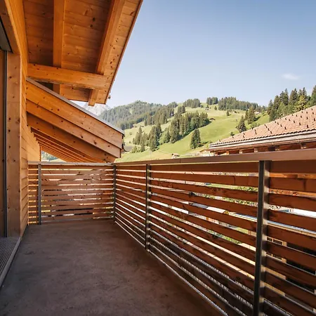 Chuenislodge3 Neu&stilvoll, 2balkone, Echtes Bijou Mit Top-aussicht * アデルボーデン